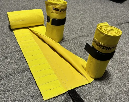 40-piece small tool holders rolled up
